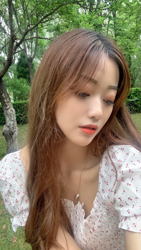 出差朋友推荐的妹子